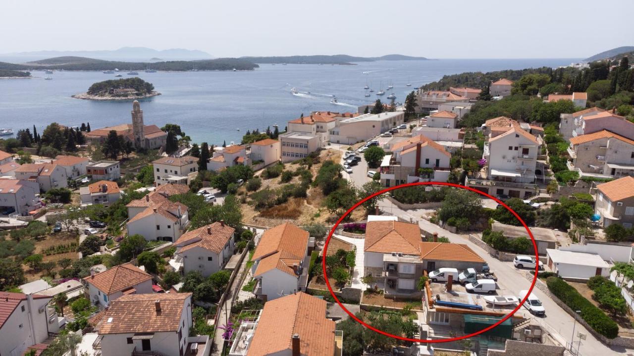 Apartments And Rooms With Parking Space Hvar - 15706 Hvar Town Kültér fotó